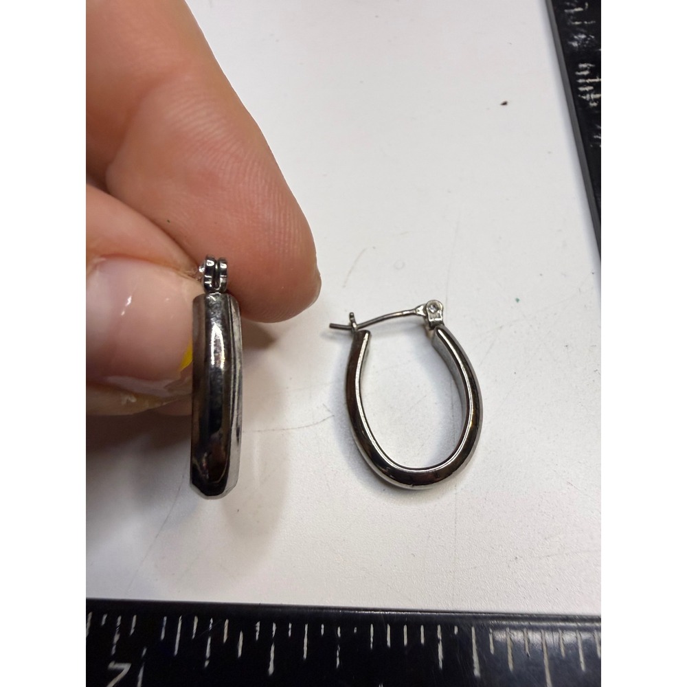 Gunmetal Tone U-Shaped Tapered Oval Hoop Earrings Latch Back Dark Silver Tone